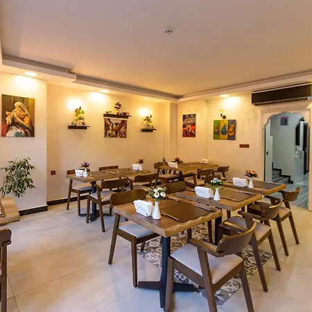 クムル 2* イスタンブール