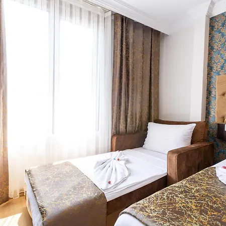 クムル 2* イスタンブール