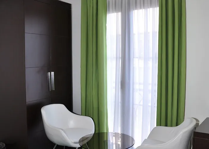 ホテル クムル 2*