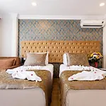 Kumru Hotel 2*