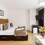Kumru Hotel 2*