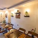 Kumru Hotel