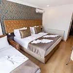 Kumru Hotel